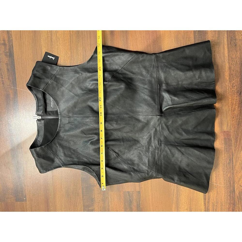 Neiman Marcus Genuine Leather Peplum Top NWT Black Size L - Picture 4 of 6